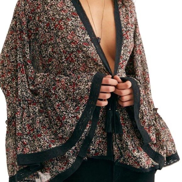 Free People Lola Bell Sleeve Tassel Kimono Top Size S - Picture 1 of 13
